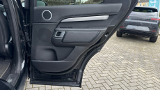 Land Rover Discovery 3.0 D300 R-Dynamic SE 5dr Auto Diesel Station Wagon